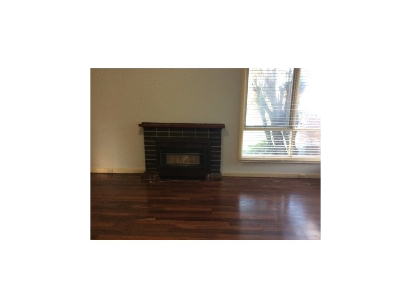 27 Ward Crescent, Kelmscott WA 6111