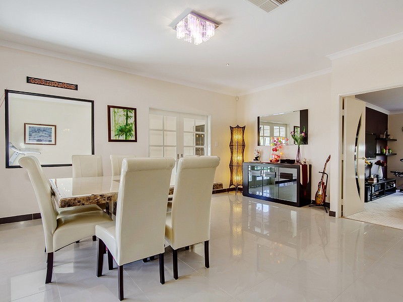 64 Tarradee Circuit, Thornlie WA 6108