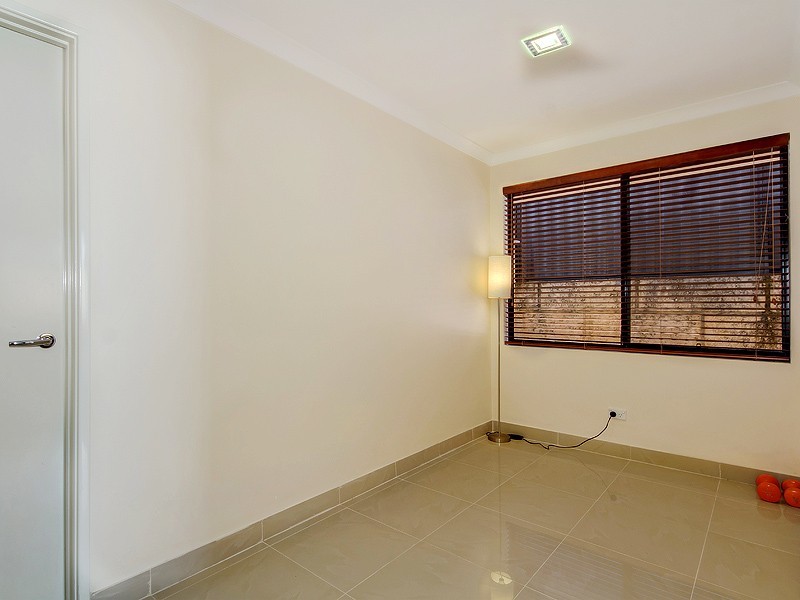 64 Tarradee Circuit, Thornlie WA 6108