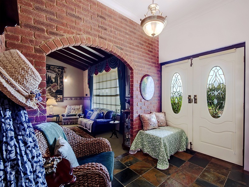 31 Onyx Road, Mount Richon WA 6112