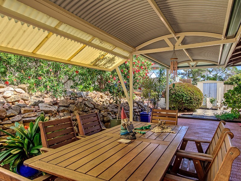 31 Onyx Road, Mount Richon WA 6112