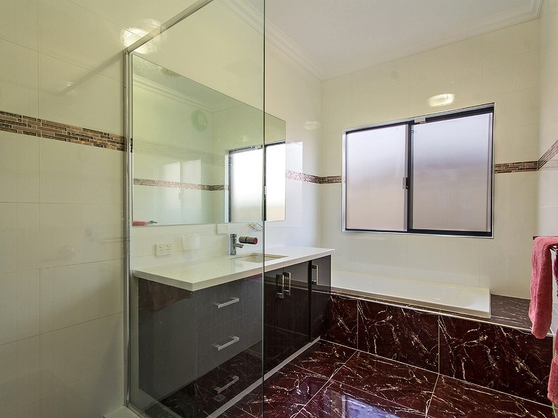 1 Carmine Close, Southern River WA 6110