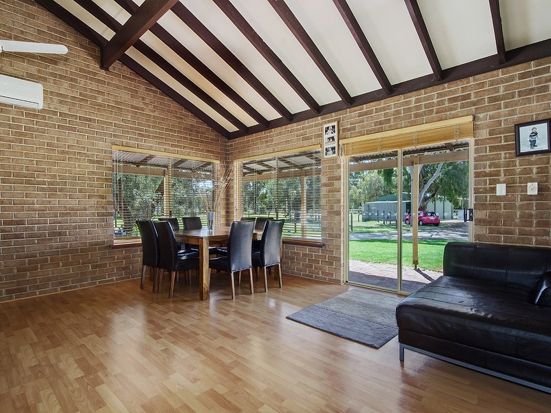 53 Craghill Way, Oakford WA 6121