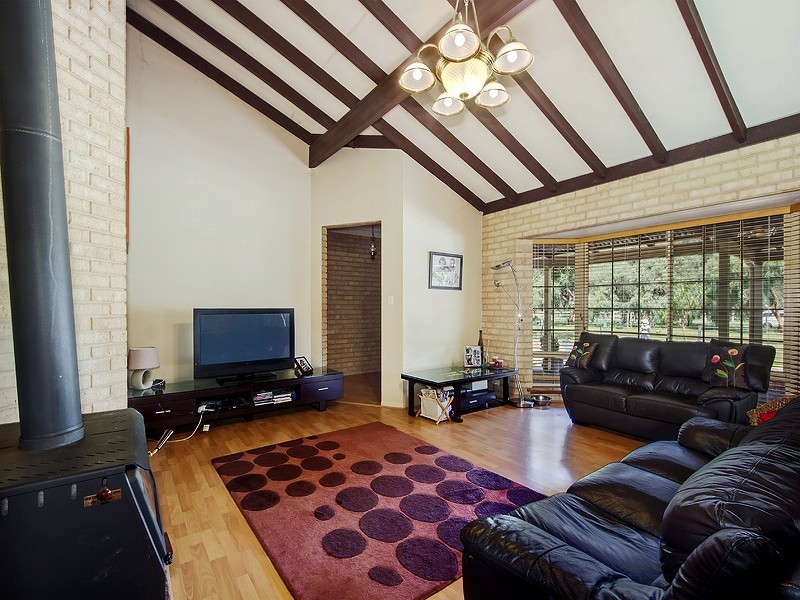 53 Craghill Way, Oakford WA 6121