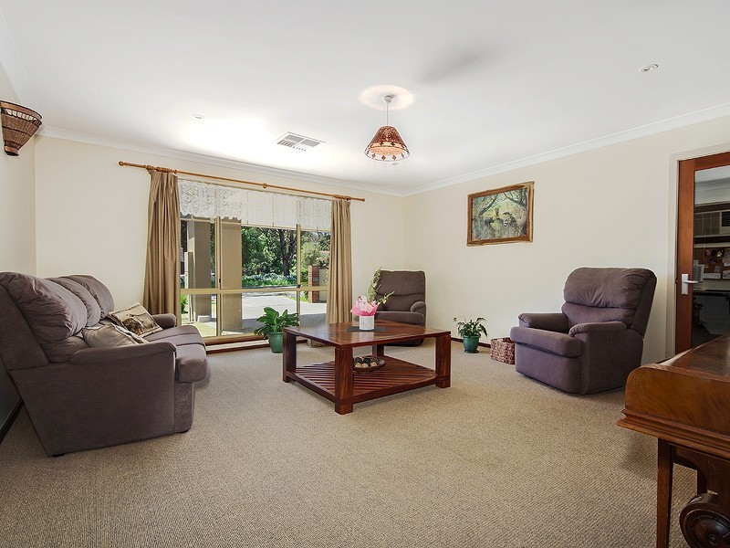 53 Walters Road, Byford WA 6122