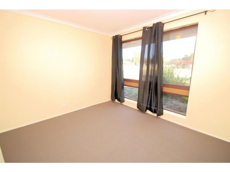 1 Cull Court, Armadale WA 6112