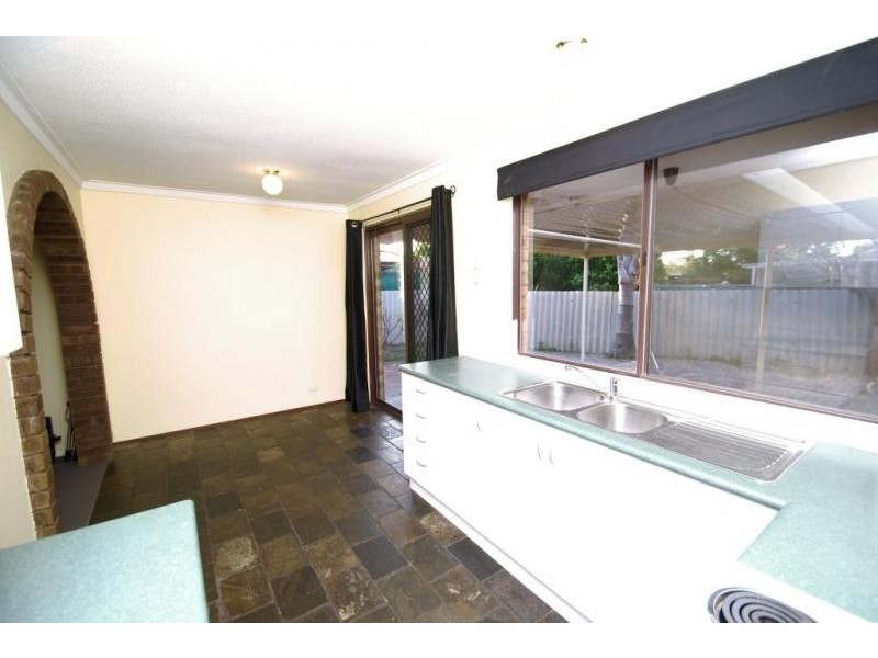 1 Cull Court, Armadale WA 6112