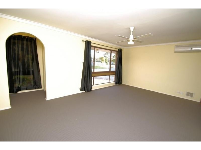 1 Cull Court, Armadale WA 6112