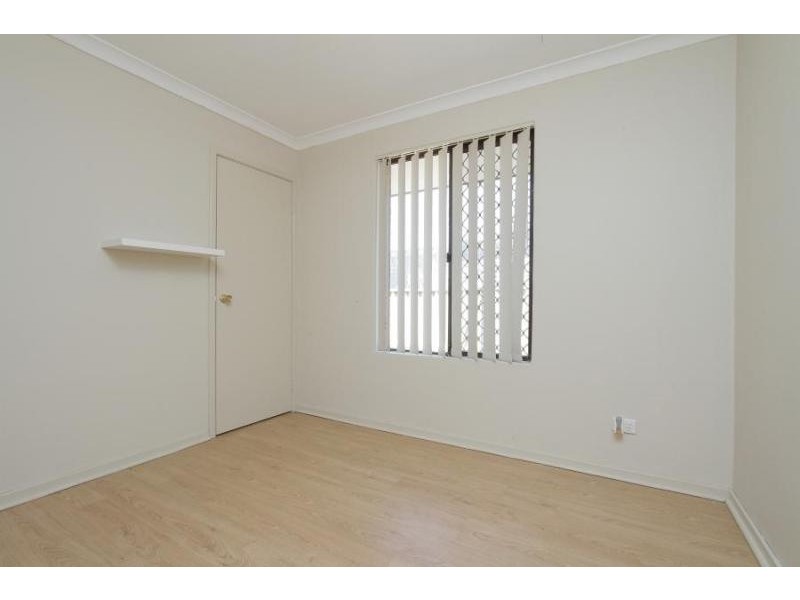 92 Brown Cr, Seville Grove WA 6112