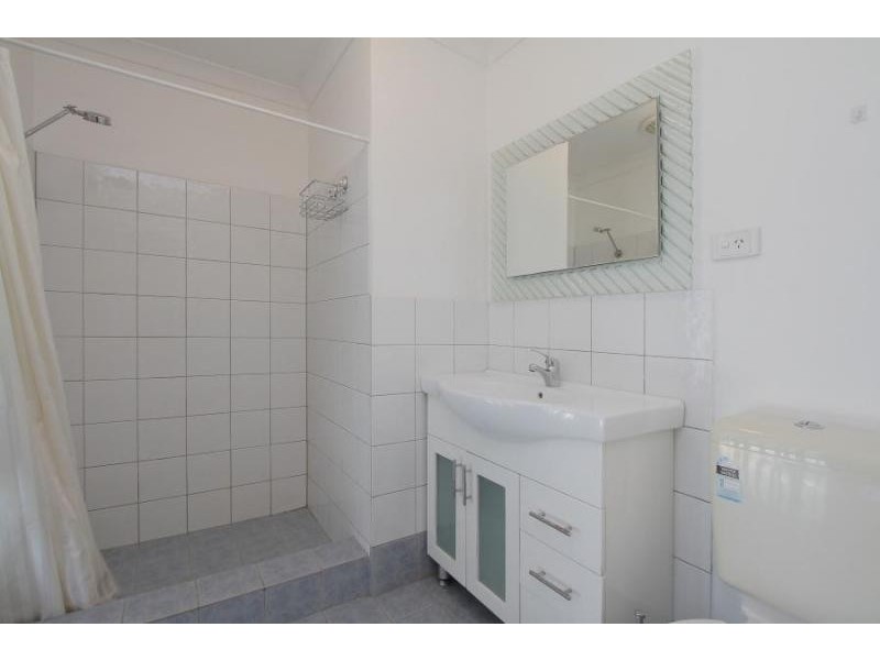 92 Brown Cr, Seville Grove WA 6112