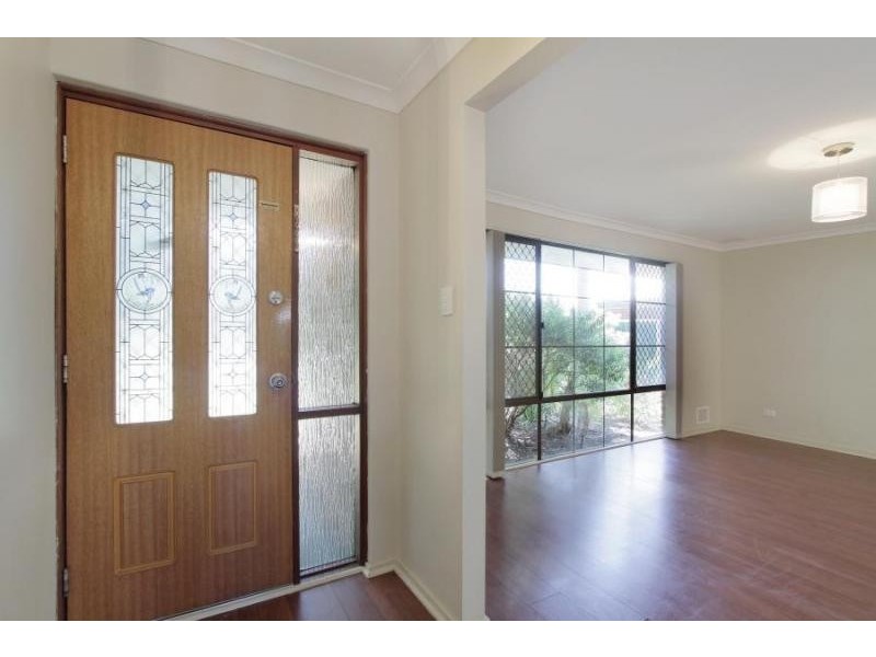 92 Brown Cr, Seville Grove WA 6112