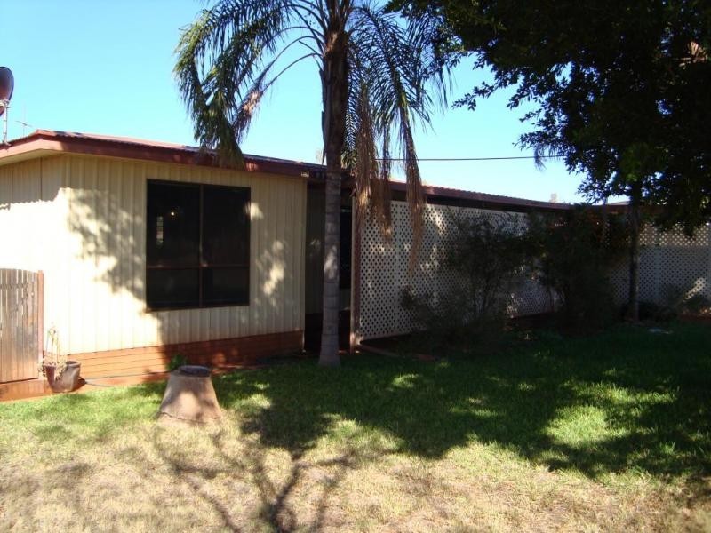 12 Trotman Avenue, Newman WA 6753