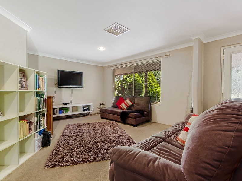 32 Windmill Avenue, Serpentine WA 6125