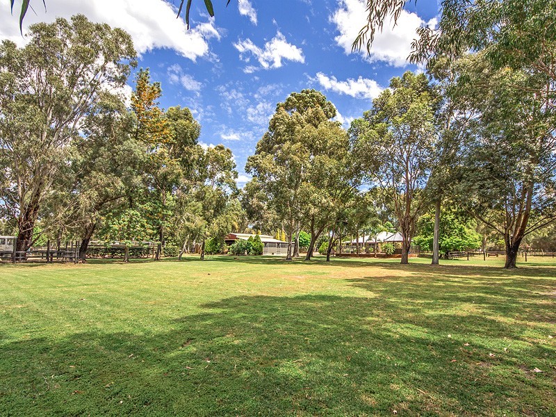 32 Windmill Avenue, Serpentine WA 6125