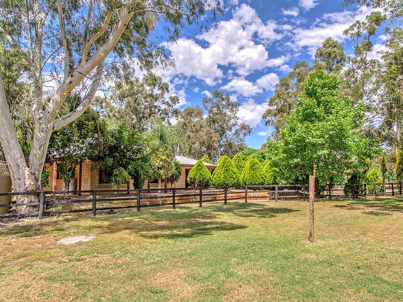 32 Windmill Avenue, Serpentine WA 6125