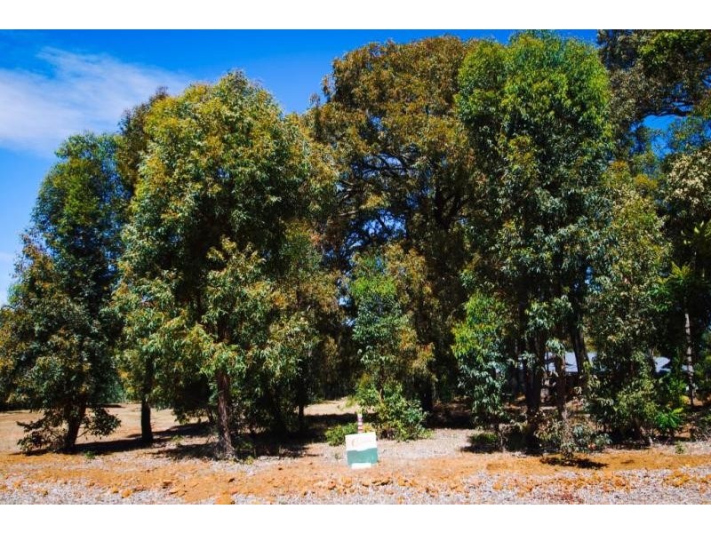 23 Hibbertia Court, Jarrahdale WA 6124