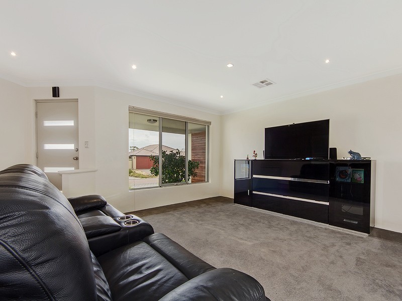 5 Rubery Way, Byford WA 6122