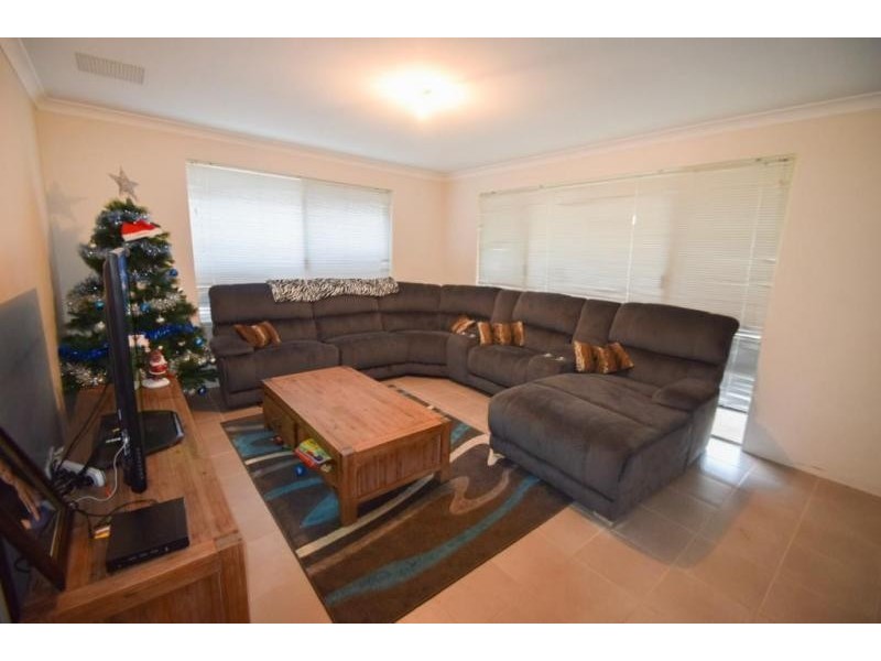 40A Challis Road, Armadale WA 6112