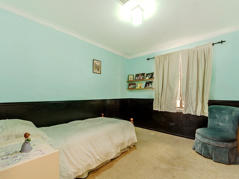 70 Linton Street, Byford WA 6122