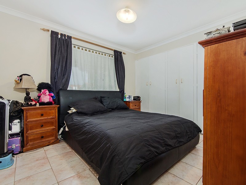 3 Orange Grove, Seville Grove WA 6112