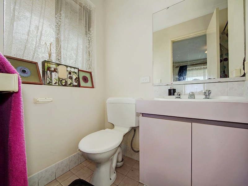 3 Orange Grove, Seville Grove WA 6112