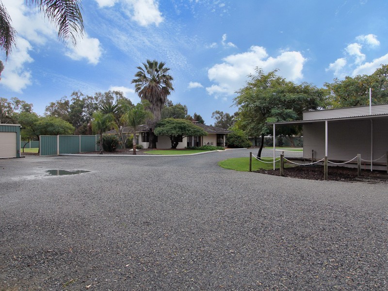 11 Passmore Street, Southern River WA 6110