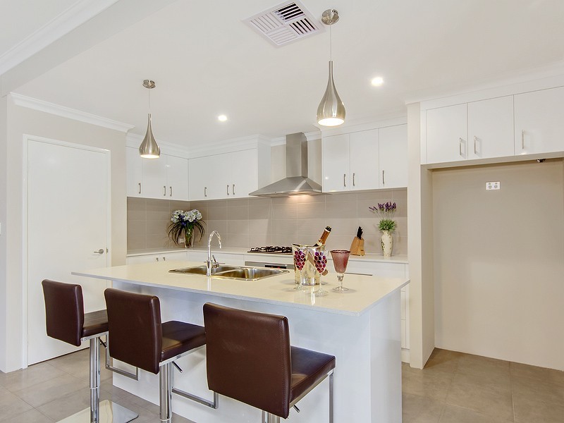 25A North Crescent, Byford WA 6122