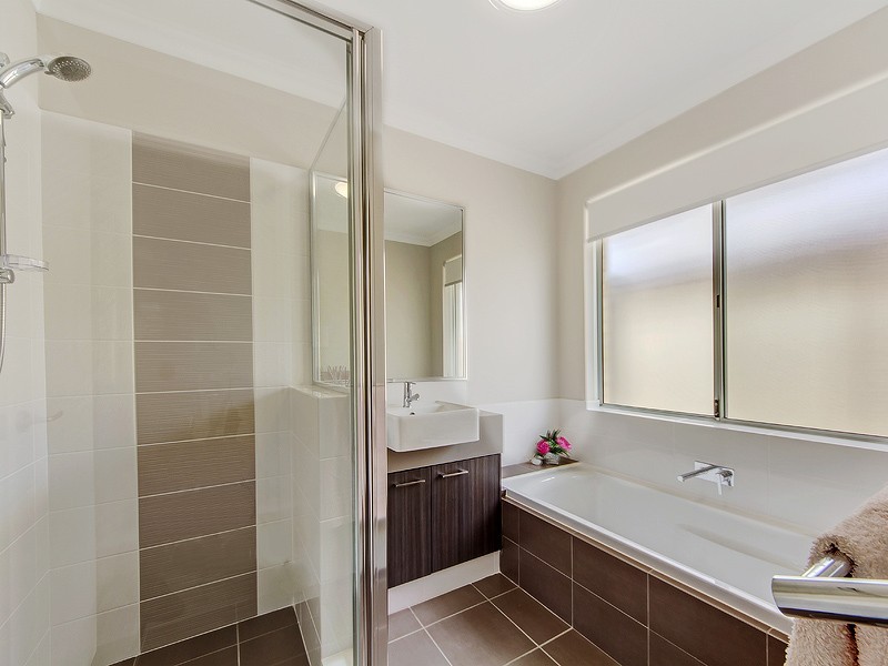 25A North Crescent, Byford WA 6122