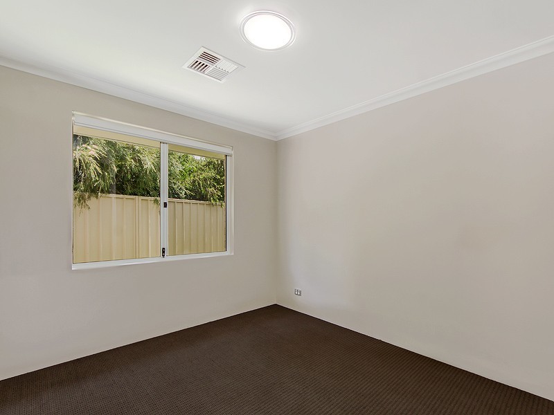 25A North Crescent, Byford WA 6122