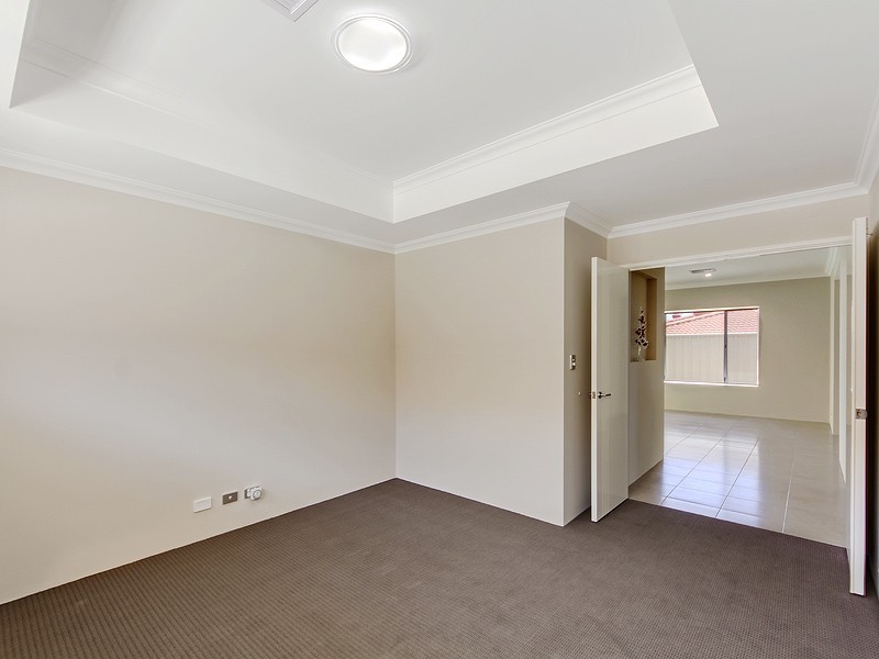 25A North Crescent, Byford WA 6122