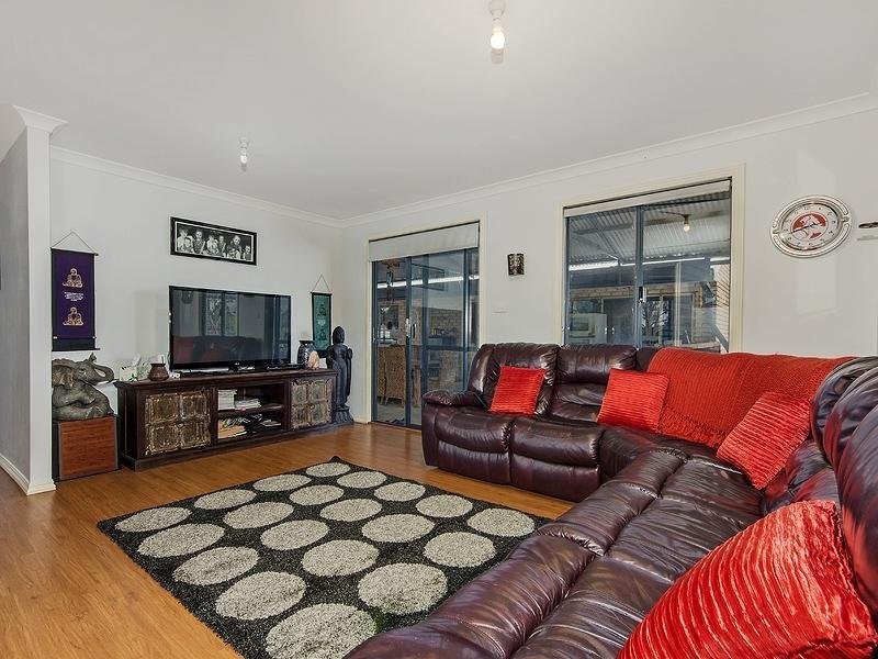 64 Manning Rd, Hopeland WA 6125