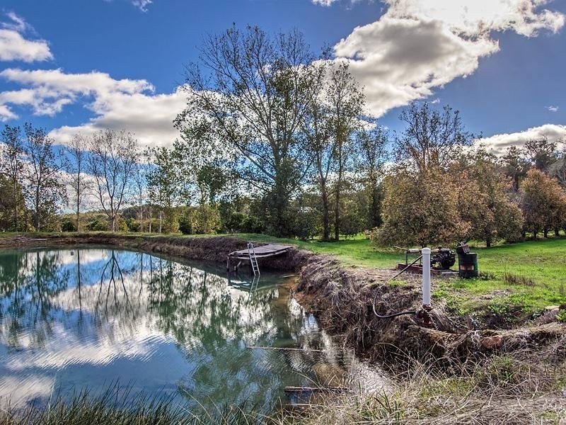 229 Scarp Rd, Keysbrook WA 6126