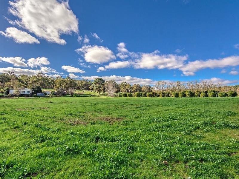 229 Scarp Rd, Keysbrook WA 6126