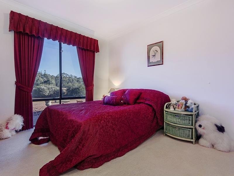 71 Utley Rd, Serpentine WA 6125