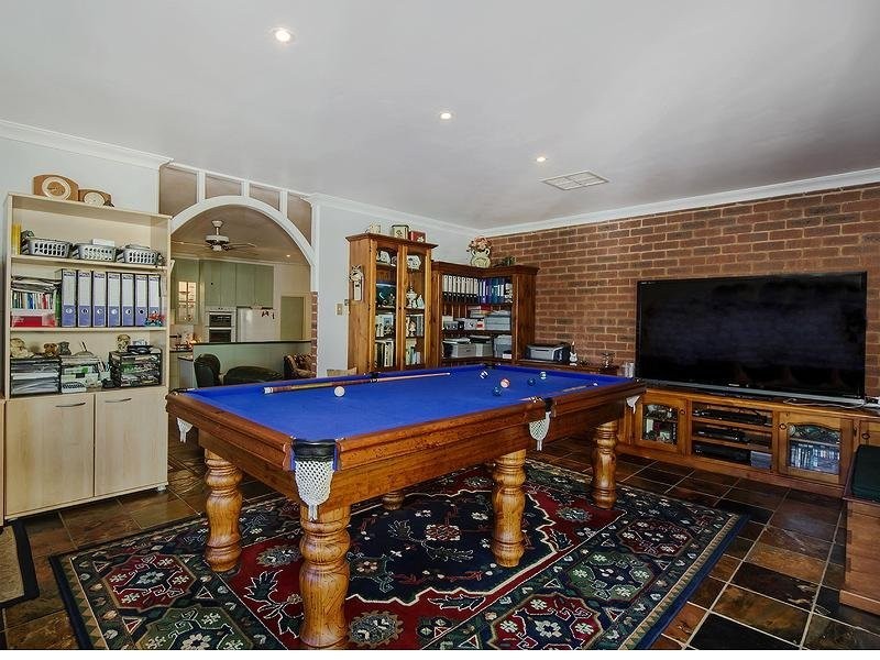 31 Onyx Road, Mount Richon WA 6112