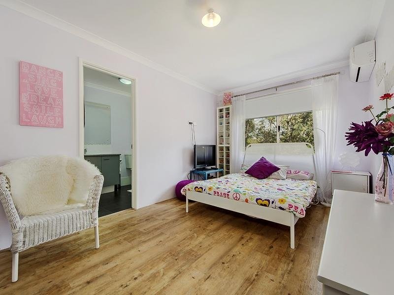 76 Mead St, Byford WA 6122