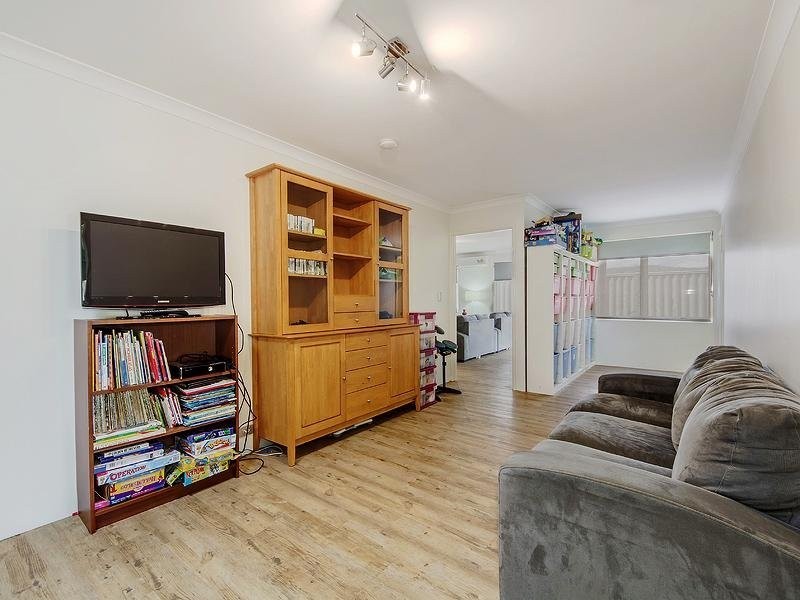 76 Mead St, Byford WA 6122