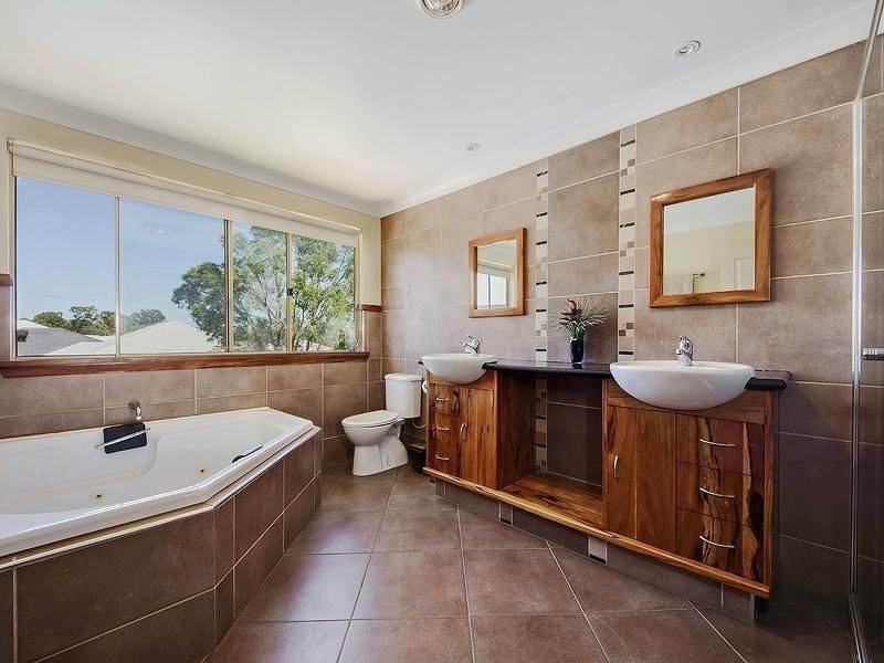 53 Walters Road, Byford WA 6122