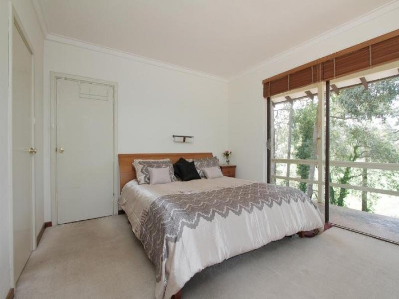 26 Hawkstone Road, Roleystone WA 6111