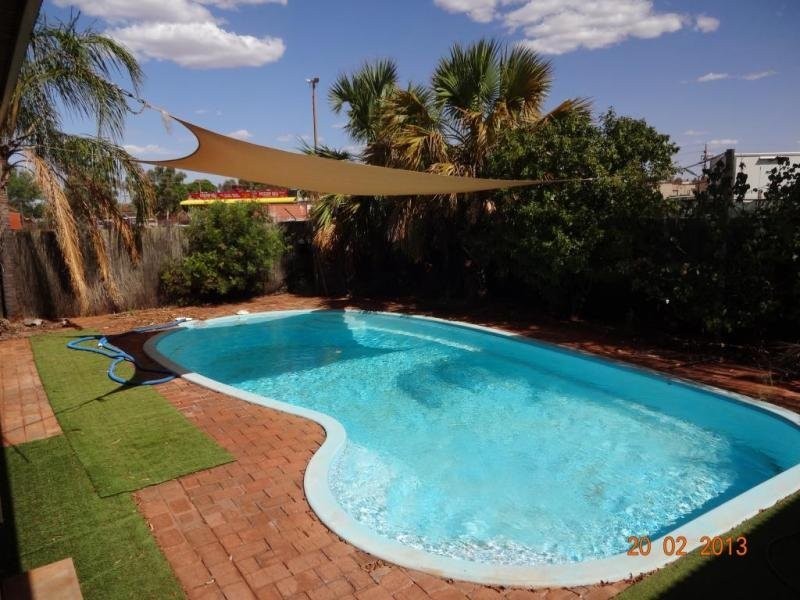 12 Trotman Avenue, Newman WA 6753