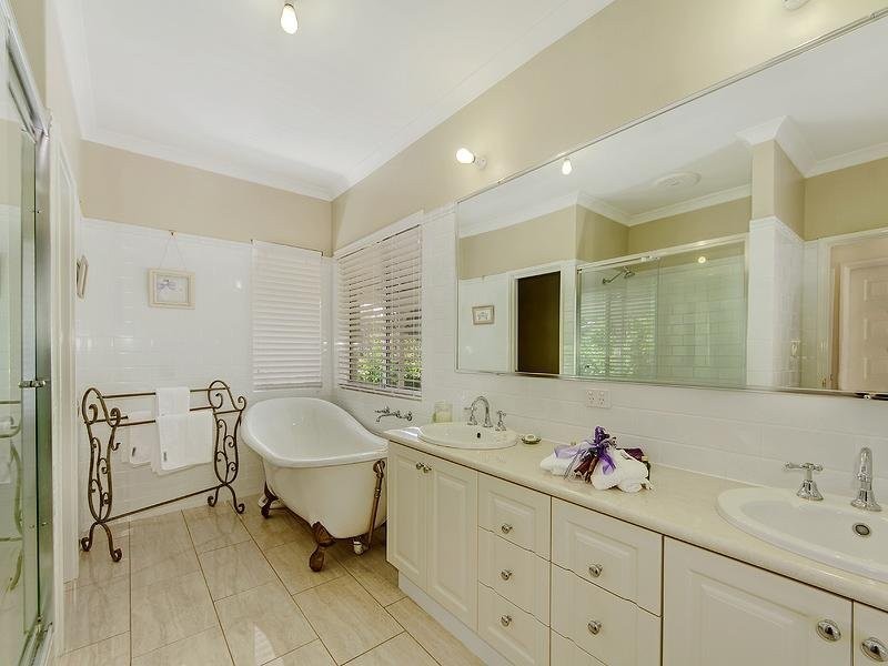 125 Connell Ave, Martin WA 6110