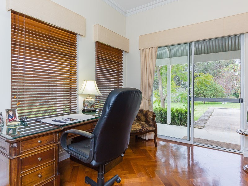 125 Connell Ave, Martin WA 6110