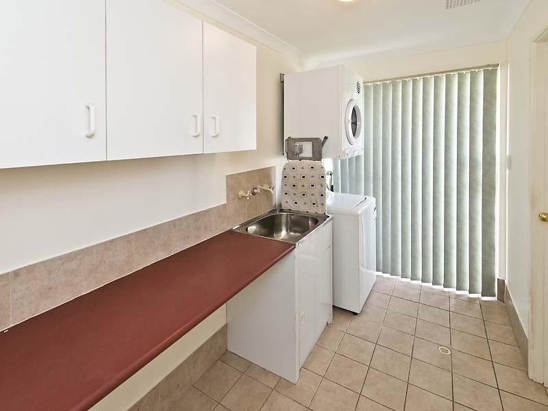 11 Hogan Place, Southern River WA 6110