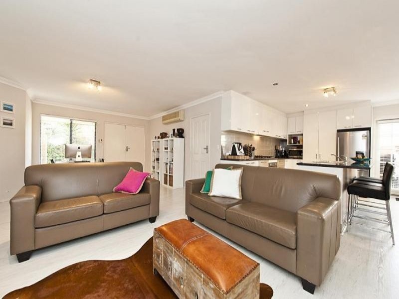 A/36 Bombard St, Ardross WA 6153