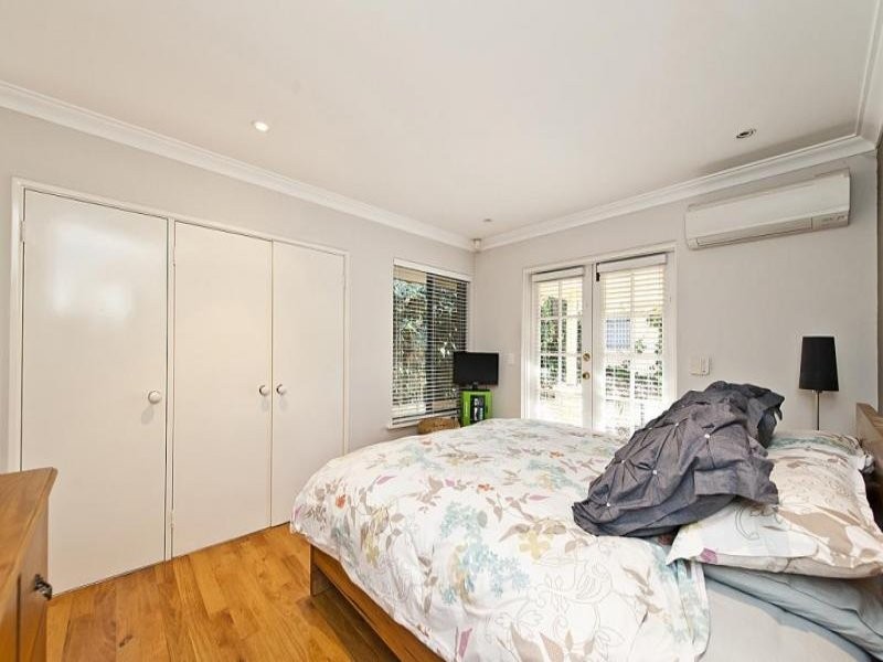 A/36 Bombard St, Ardross WA 6153