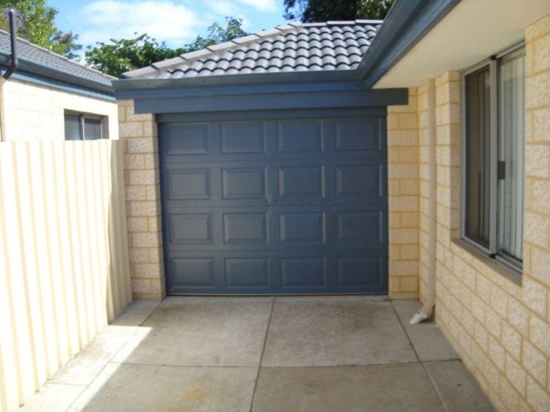 5B Selkirk Place, Armadale WA 6112