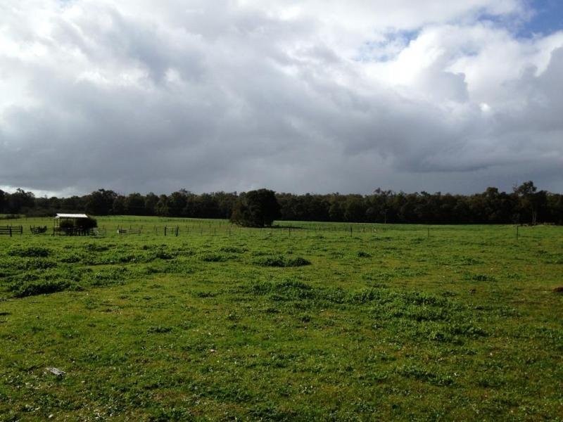 173 Jubb Road, Jarrahdale WA 6124