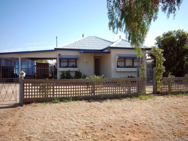 71 Brookong Street, Lockhart NSW 2656