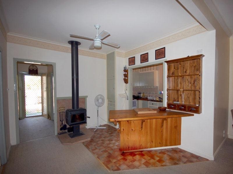 71 Brookong Street, Lockhart NSW 2656