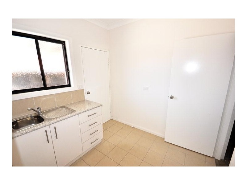 2/33-35 Blake Street, Wagga Wagga NSW 2650
